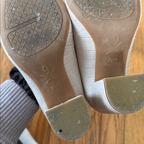 Nine West croc embossed cream Block Heel Pumps 7.5 - Picture 7 of 8